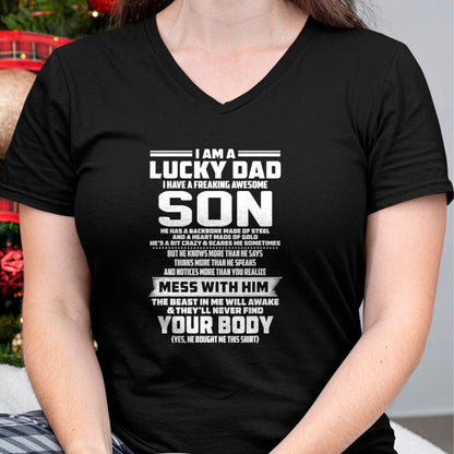 Gift for Dad Shirt, Funny Dad Unisex T-Shirt/Hoodie/Sweatshirt HLT00 – I am a lucky dad i have a freaking awesome son T-Shirt