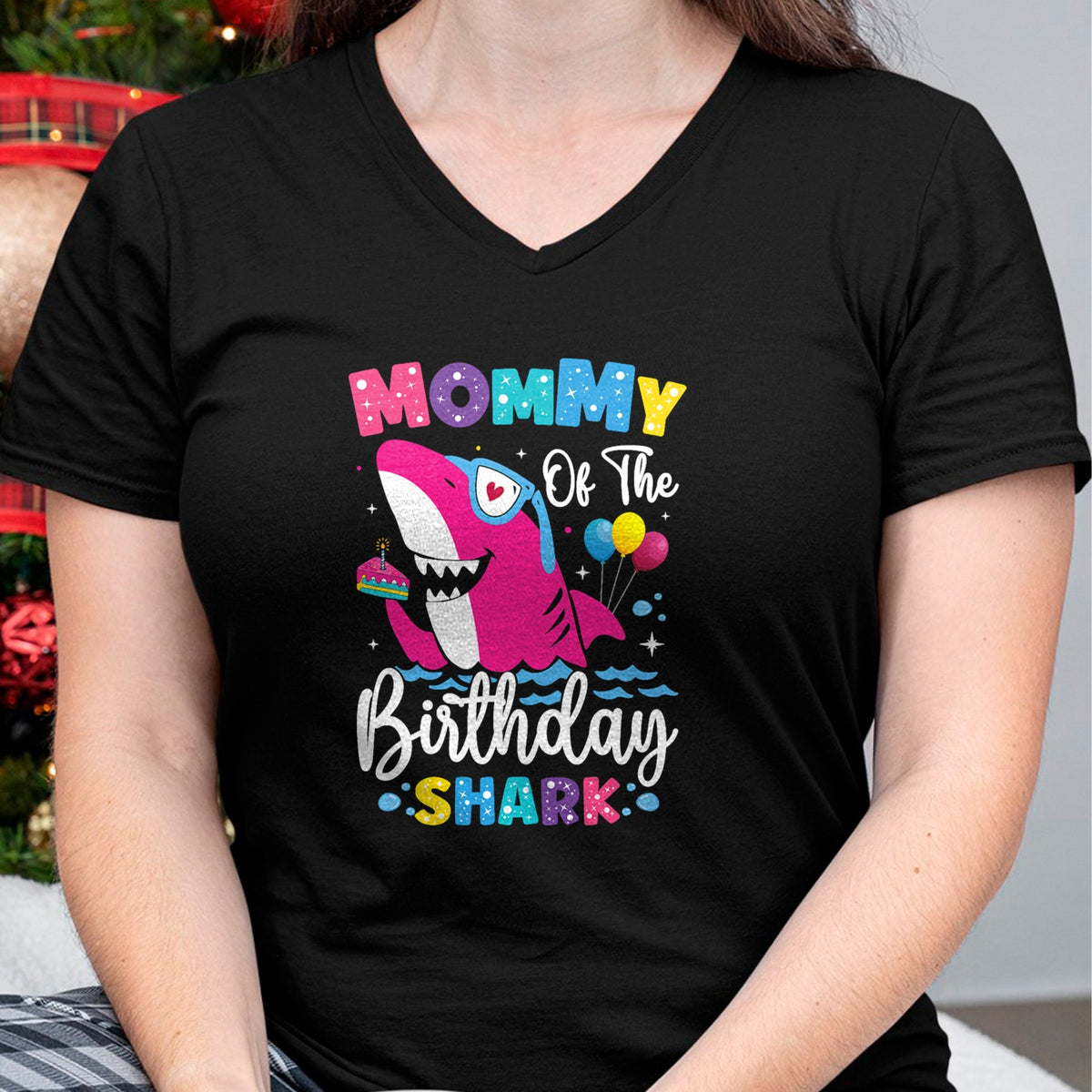 Gift for Mom Shirt, Funny Mom Unisex T-Shirt/Hoodie/Sweatshirt HLT00 - Mommy of the Shark Birthday Mom Matching Family T-Shirt