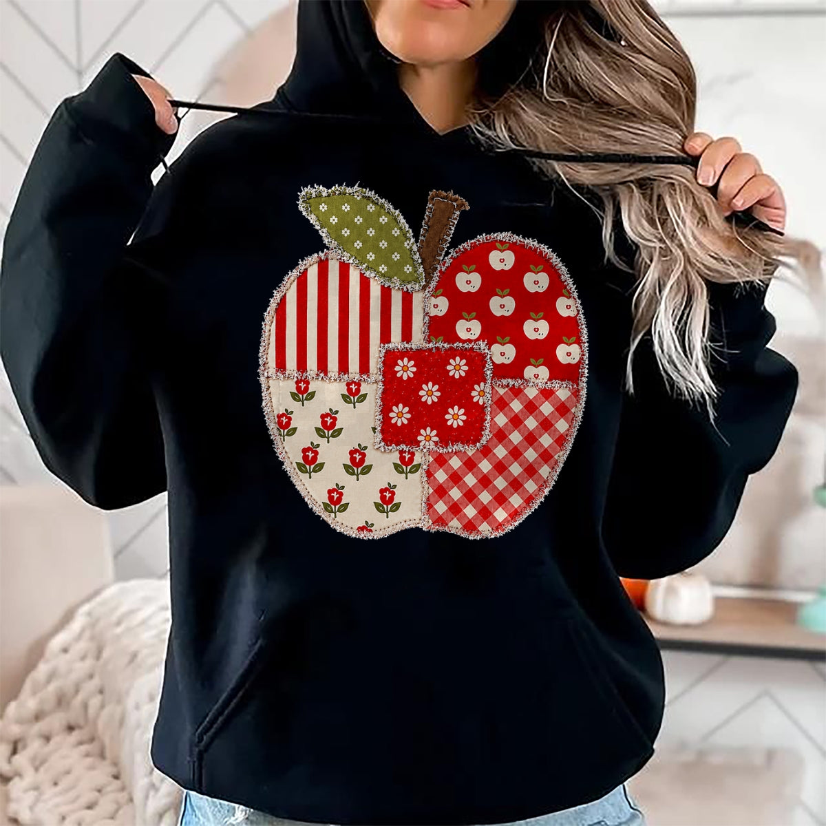 Best Teacher Shirt, Funny Teacher UnisexT-Shirt/Hoodie/Sweatshirt HLT00 - Cute Patchwork Preppy Apples Back to School Teacher Student T-Shirt