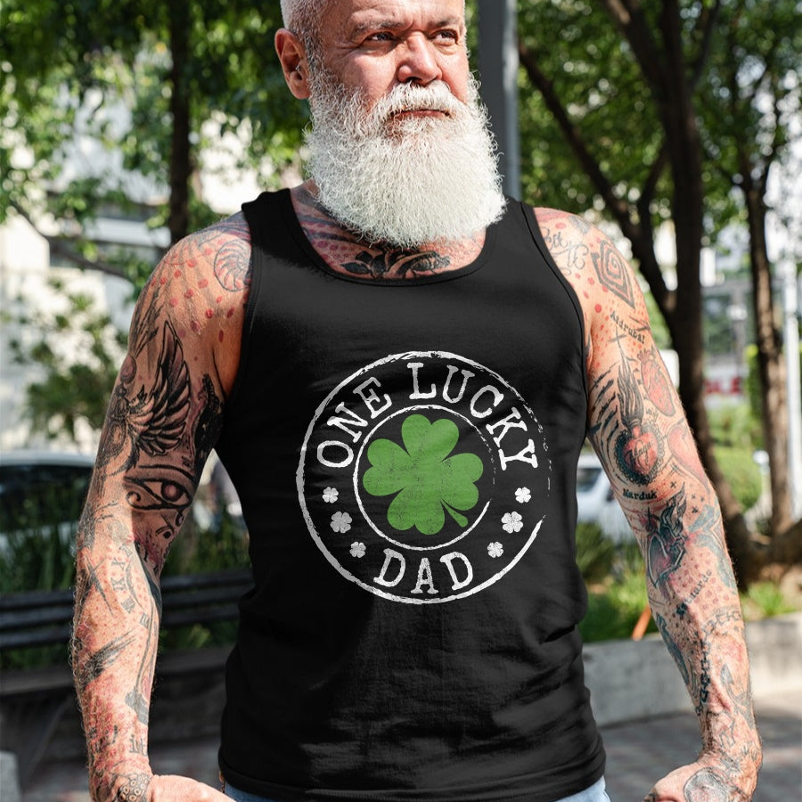 Gift for Dad Shirt, Funny Dad Unisex T-Shirt/Hoodie/Sweatshirt HLT00 – One Lucky Dad Father Funny Irish Shamrocks St Patrick_s Day T-Shirt