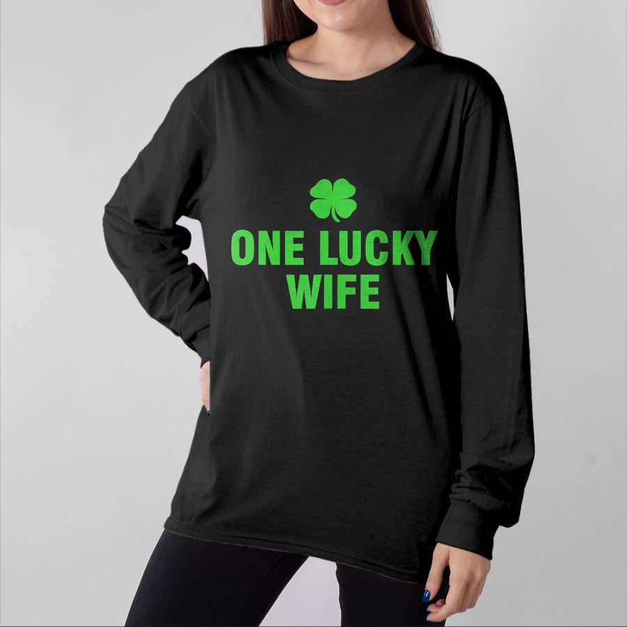 Best Wife Shirt, Wife and Husband Unisex T-Shirt/Hoodie/Sweatshirt HLT00 - Gift for wife T shirt, lucky wife   One Lucky Wife Tank Top (2)