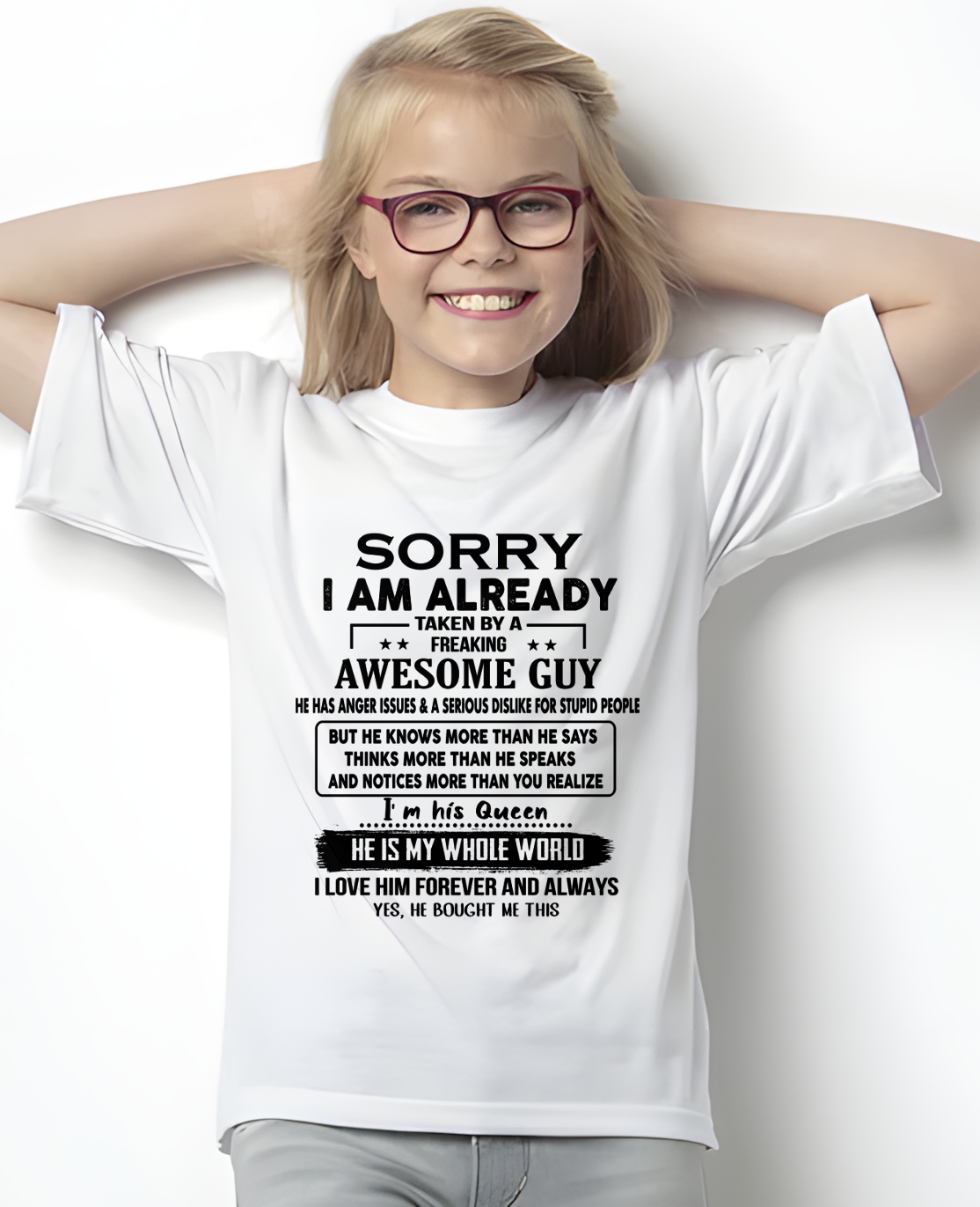 I'M HIS QUEEN, HE'S MY WHOLE WORLD – T-SHIRT FROM HUSBAND – MTNN00 (SKUT08-11-00)