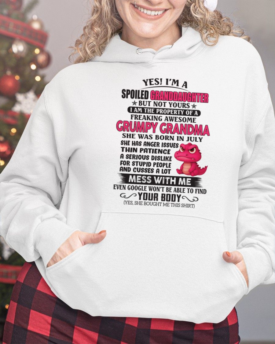 JULY - YES, I'M A SPOILED GRANDDAUGHTER - GIFT FROM GRANDMA - HNDS07 (SKU09-96-07)