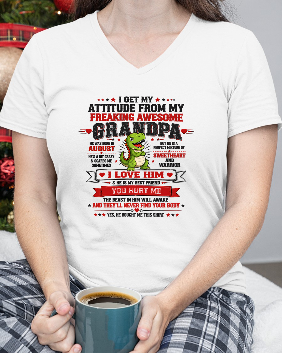 AUGUST – FREAKING AWESOME GRANDPA – T-SHIRT GIFT FROM GRANDPA – MTNN08 (SKU2610-22-08)