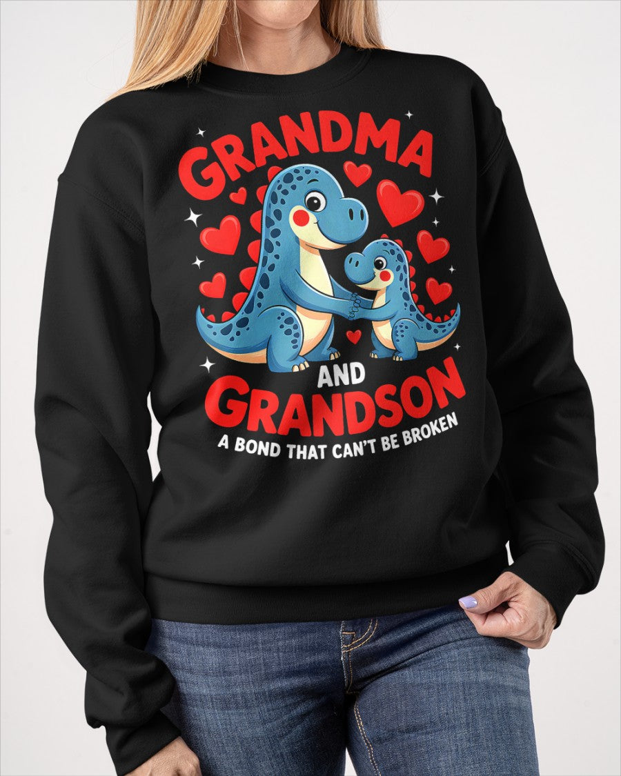 GRANDMA AND GRANDSON A BOND THAT CAN'T BE BROKEN DINOSAUR UNISEX T-SHIRT MTNN00 (SKU-GMS3)