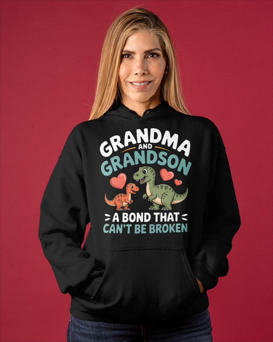 GRANDMA AND GRANDSON A BOND THAT CAN'T BE BROKEN DINOSAUR UNISEX T-SHIRT - MTNN00 (SKU-GMS5)