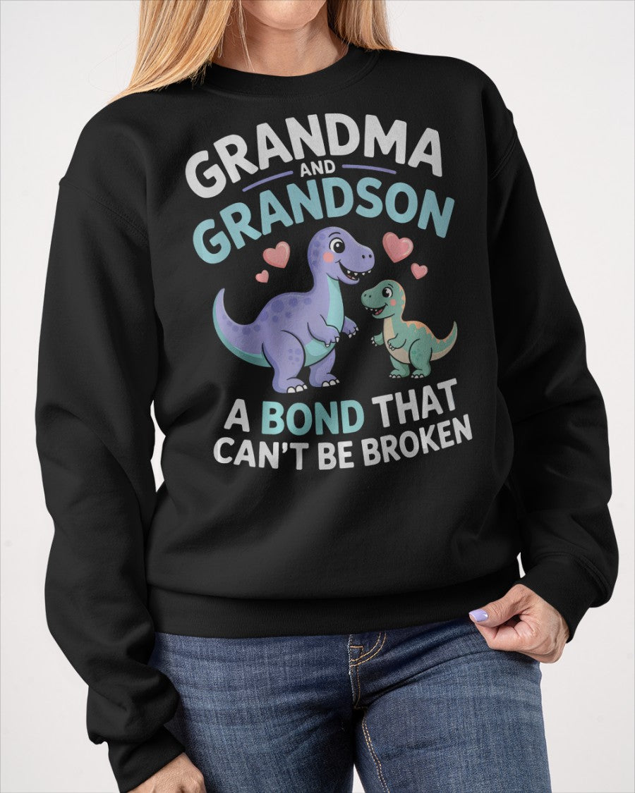 GRANDMA AND GRANDSON A BOND THAT CAN'T BE BROKEN DINOSAUR UNISEX T-SHIRT MTNN00 (SKU-GMS4)