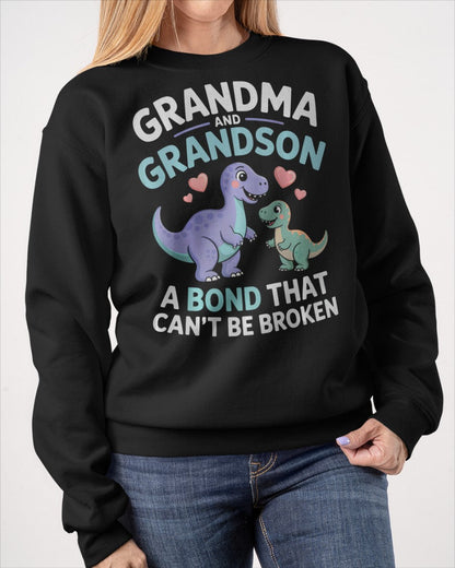 GRANDMA AND GRANDSON A BOND THAT CAN'T BE BROKEN DINOSAUR UNISEX T-SHIRT MTNN00 (SKU-GMS4)